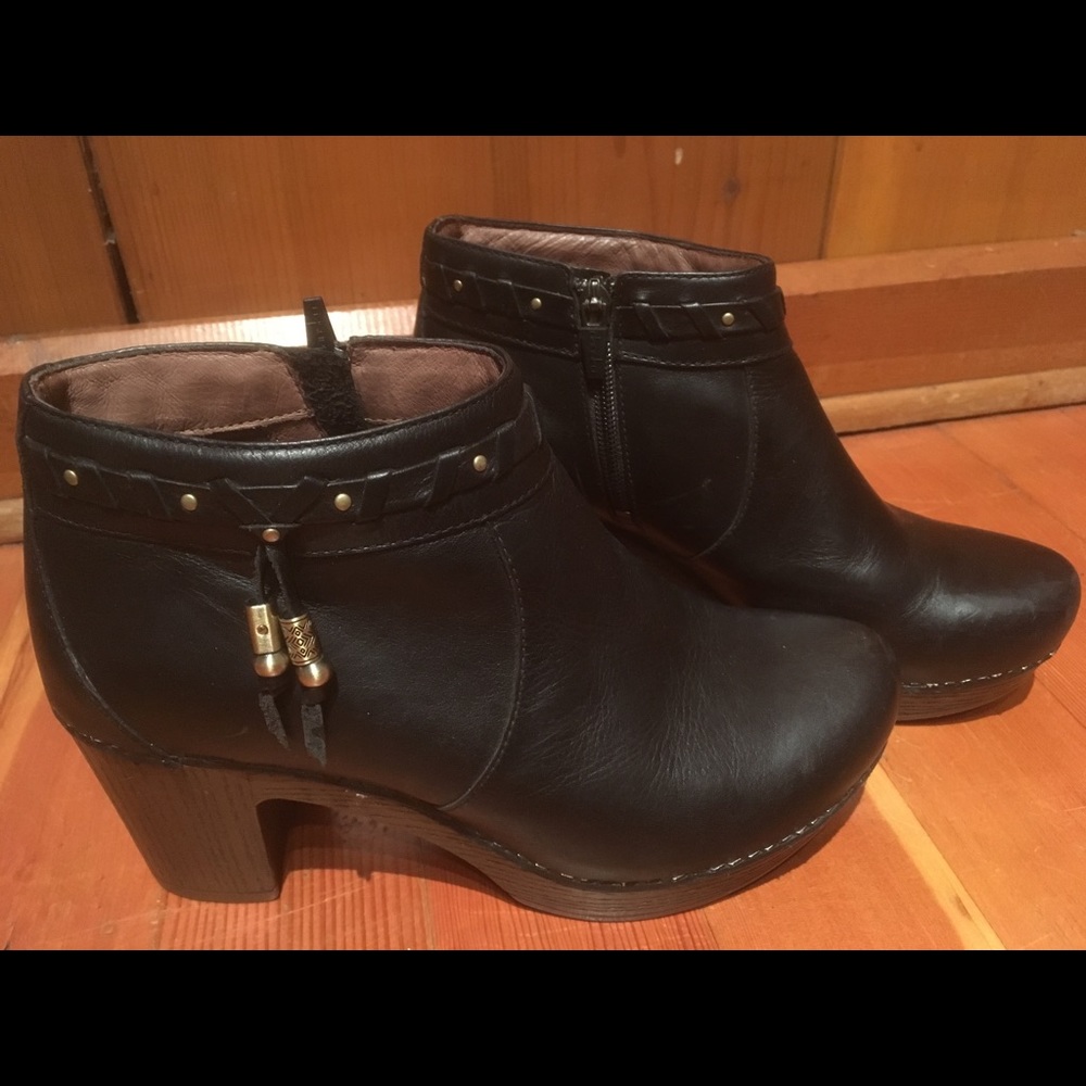 Dansko Black Leather Ankle Booties
